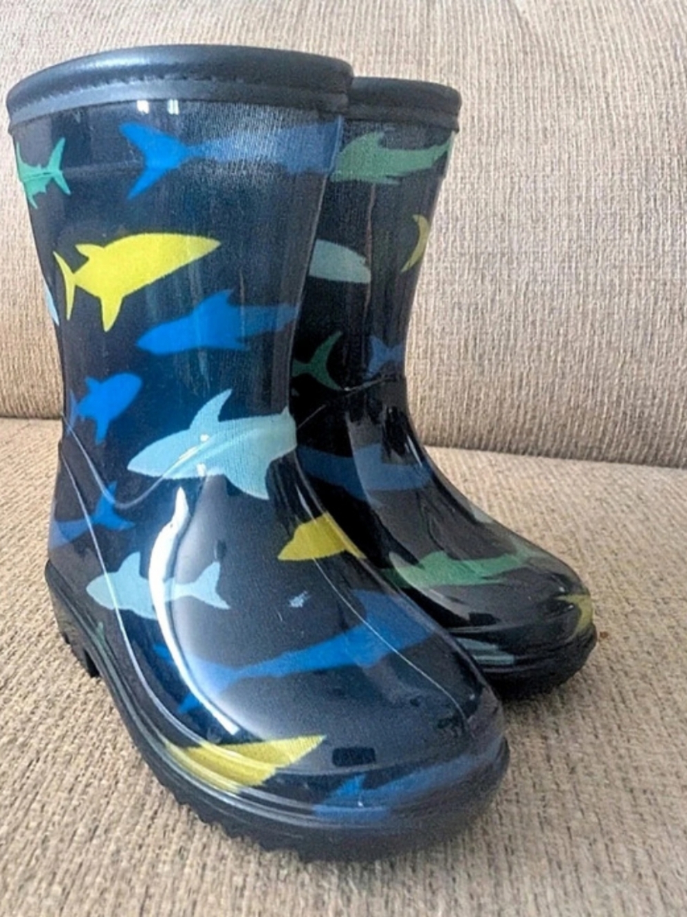 Carter's Shark Rain Boots Blue & Black Boys US 4M NWOT